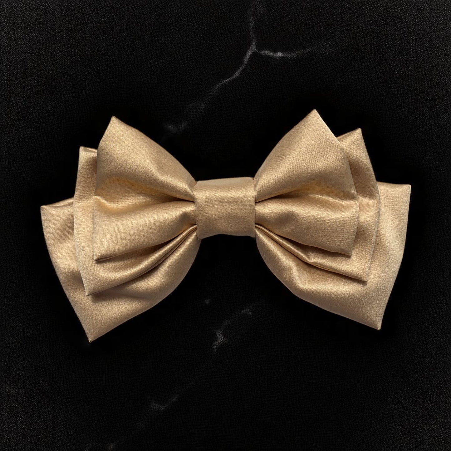 Moño “LUZ DE ARENA”